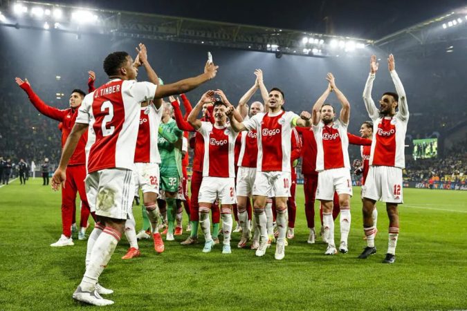 Ajax Amsterdam – Niềm tự hào của Hà Lan