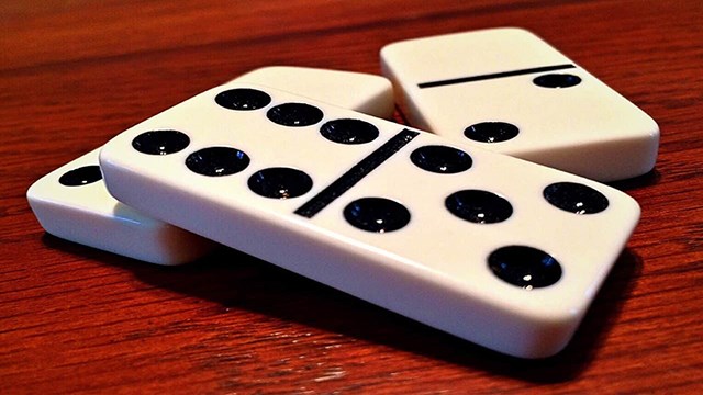Hướng dẫn cách chơi, luật chơi Domino truyền thống đơn giản và chi tiết