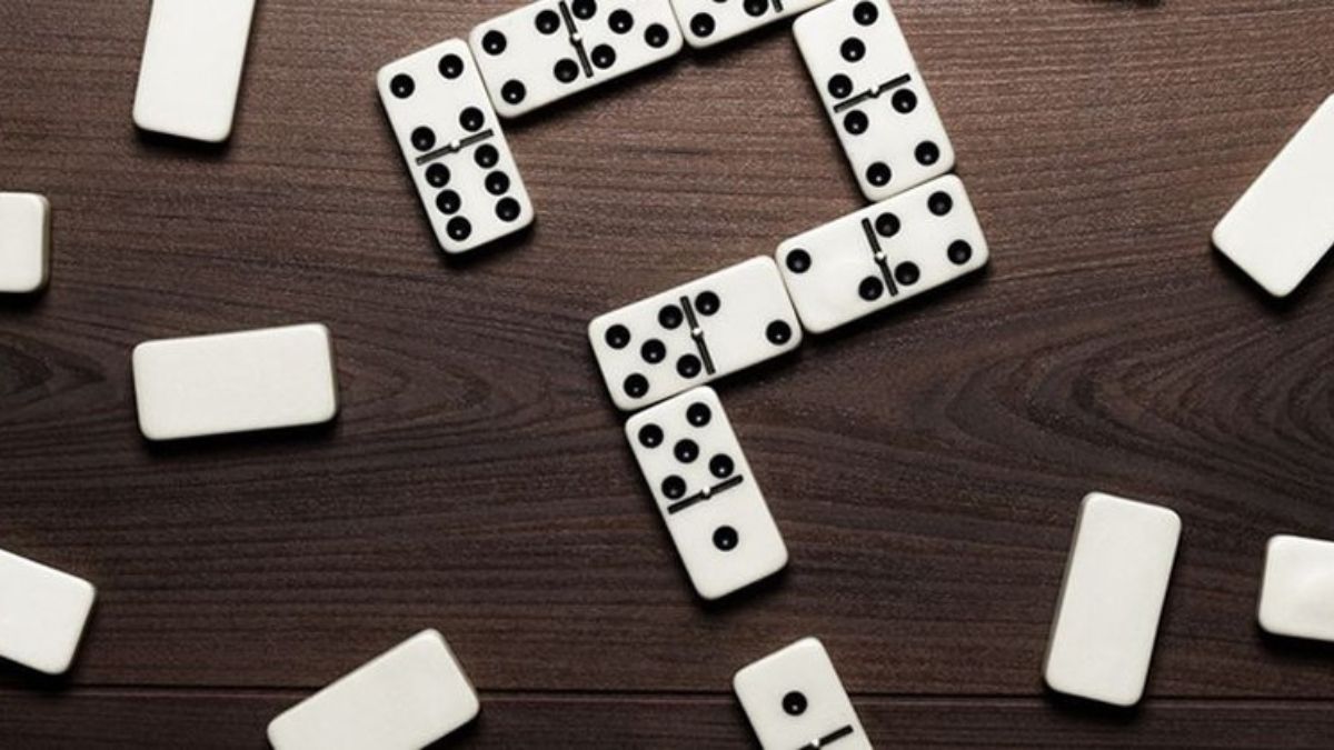 Hướng dẫn cơ bản chơi Dominoes cho 2 đến 4 người, cực kỳ đơn giản