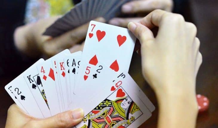 Top 3 Cách Hiệu Quả Để Tránh Thua 2 Trong Tien Len