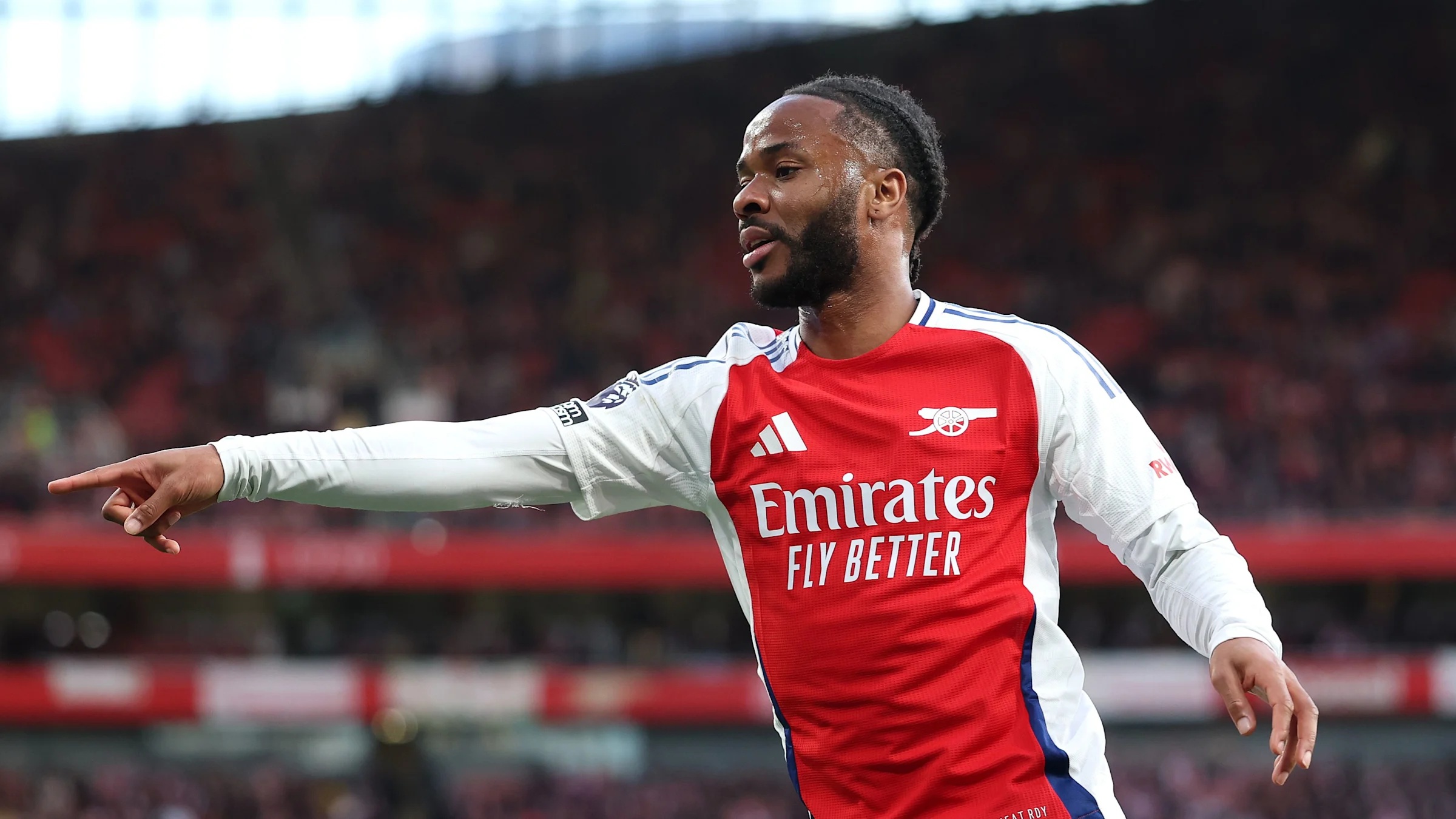 Tương lai của Sterling sau những thất bại dài ở Arsenal và Chelsea