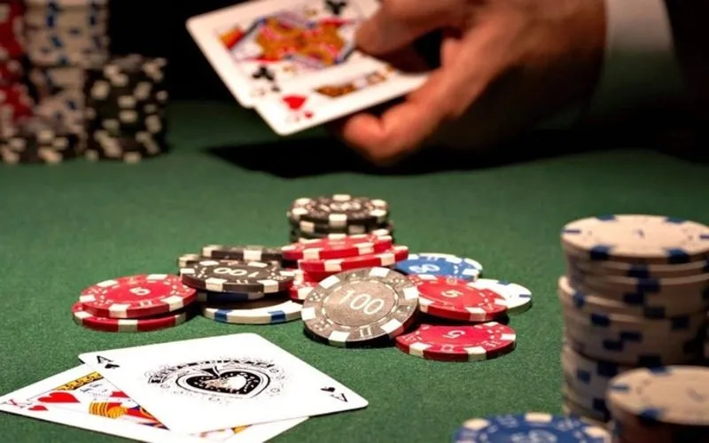 Kinh nghiệm chơi poker lâu dài giúp bạn duy trì thành công