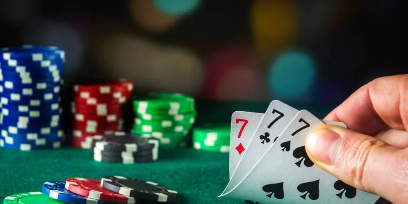 Tìm hiểu bí quyết để giành chiến thắng lớn tại Three Card Poker trong mọi trò chơi