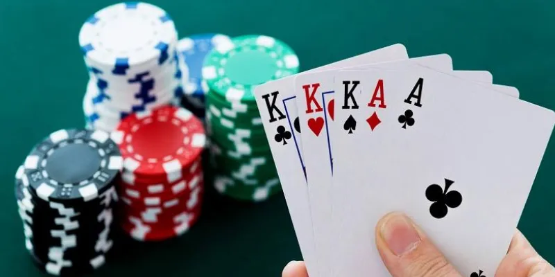 Tìm hiểu bí quyết để giành chiến thắng lớn tại Three Card Poker trong mọi trò chơi
