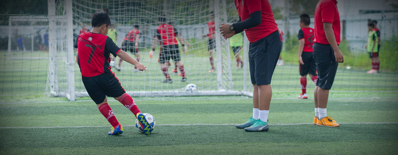 Chi tiết về 10 chiến thuật bóng đá cơ bản bạn "PHẢI có" | YouSport