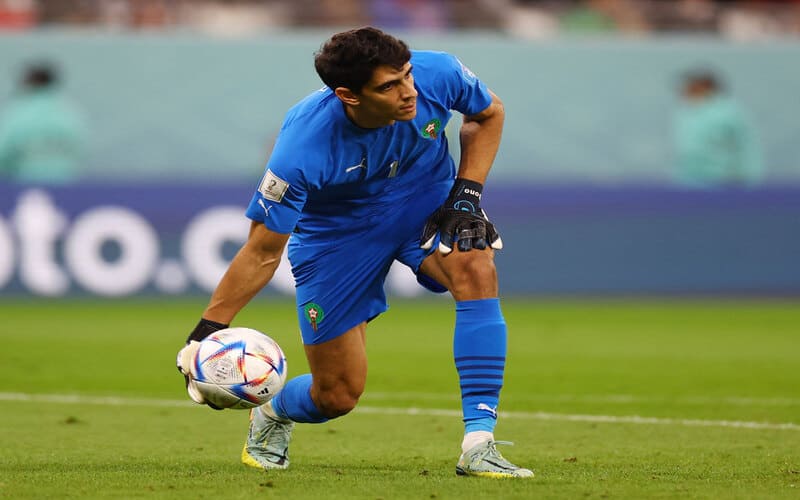 Thủ môn có thể ghi bàn không? Luật bóng đá 11 người dành cho thủ môn