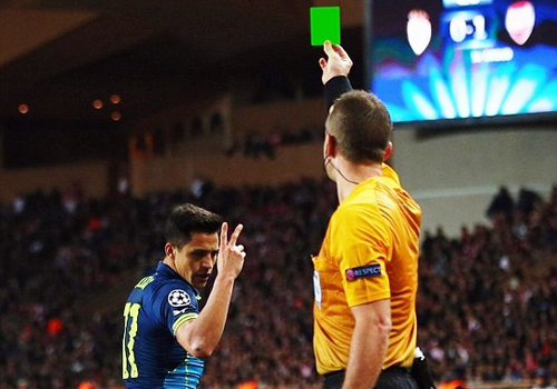 Thẻ xanh - tôn vinh các giá trị đẹp trong bóng đá | baotintuc.vn