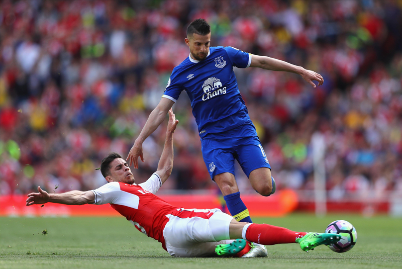 Kỹ Thuật Xoạc Trong Bóng Đá Hiệu Quả Mà Cầu Thủ Cần Nắm Vững