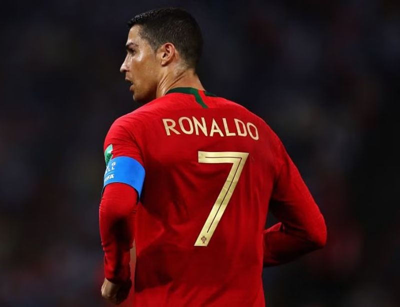 Áo số 7 đội tuyển Bồ Đào Nha của Ronaldo có chủ nhân mới sau 17 năm