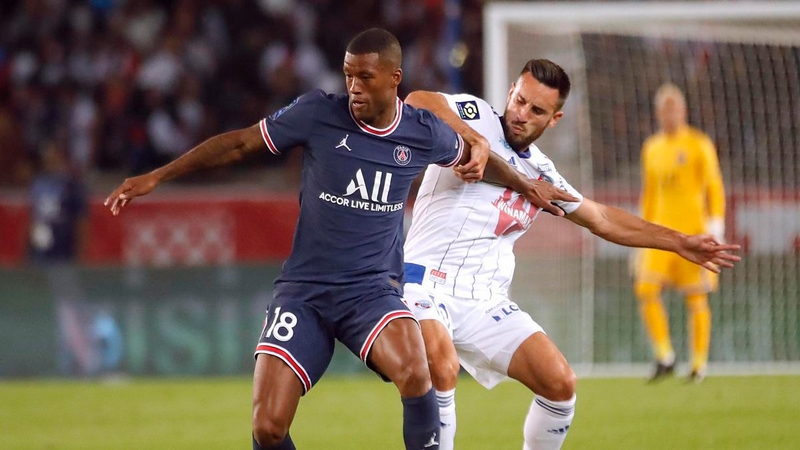 Các cầu thủ CMF mang đến sự cân bằng nhất định trong bóng đá