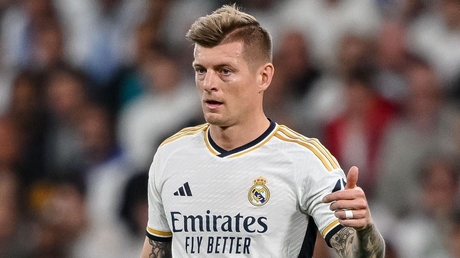 Chẳng ai có thể thay thế được Toni Kroos ở Real Madrid
